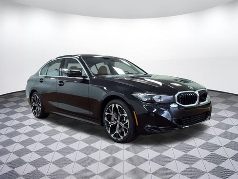 Used 2026 BMW 330i xDrive Sedan w/ Premium Package AWD/4WD image 6