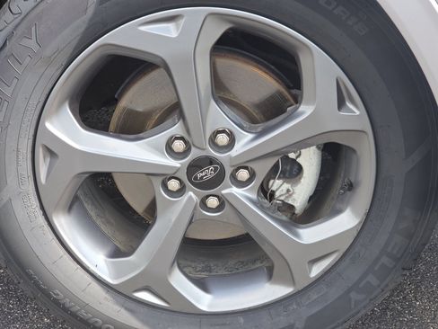 Used 2023 Ford Escape ST-Line w/ Tech Pack #1 FWD image 9