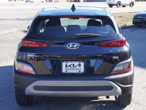 Used 2023 Hyundai Kona SE w/ Cargo Package image 10