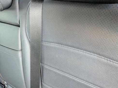 Used 2022 Mercedes-Benz C 300 Sedan image 14