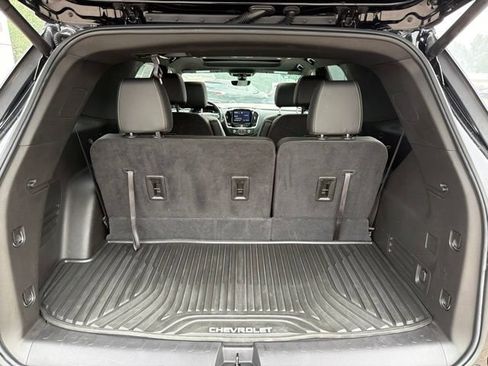 Used 2023 Chevrolet Traverse LT w/ LT Premium Package AWD/4WD image 16