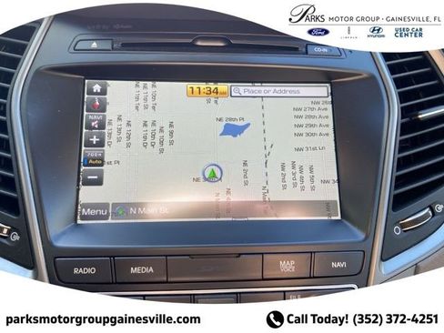 Used 2018 Hyundai Santa Fe Limited image 21