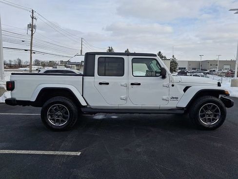 Used 2020 Jeep Gladiator Overland image 7