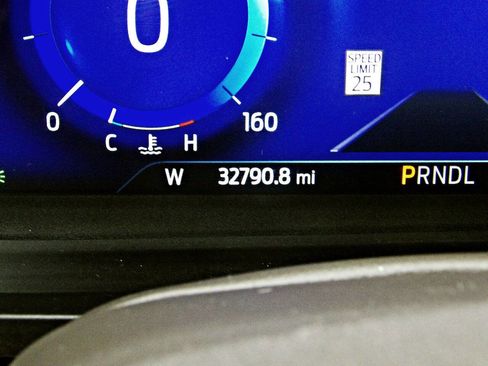 Used 2022 Ford Explorer Platinum w/ Equipment Group 601A image 15