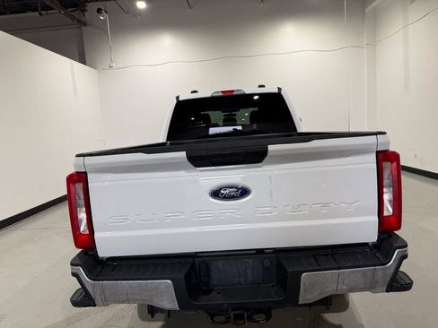 Used 2024 Ford F250 XLT image 7