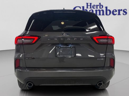 Used 2024 Ford Escape ST-Line image 6