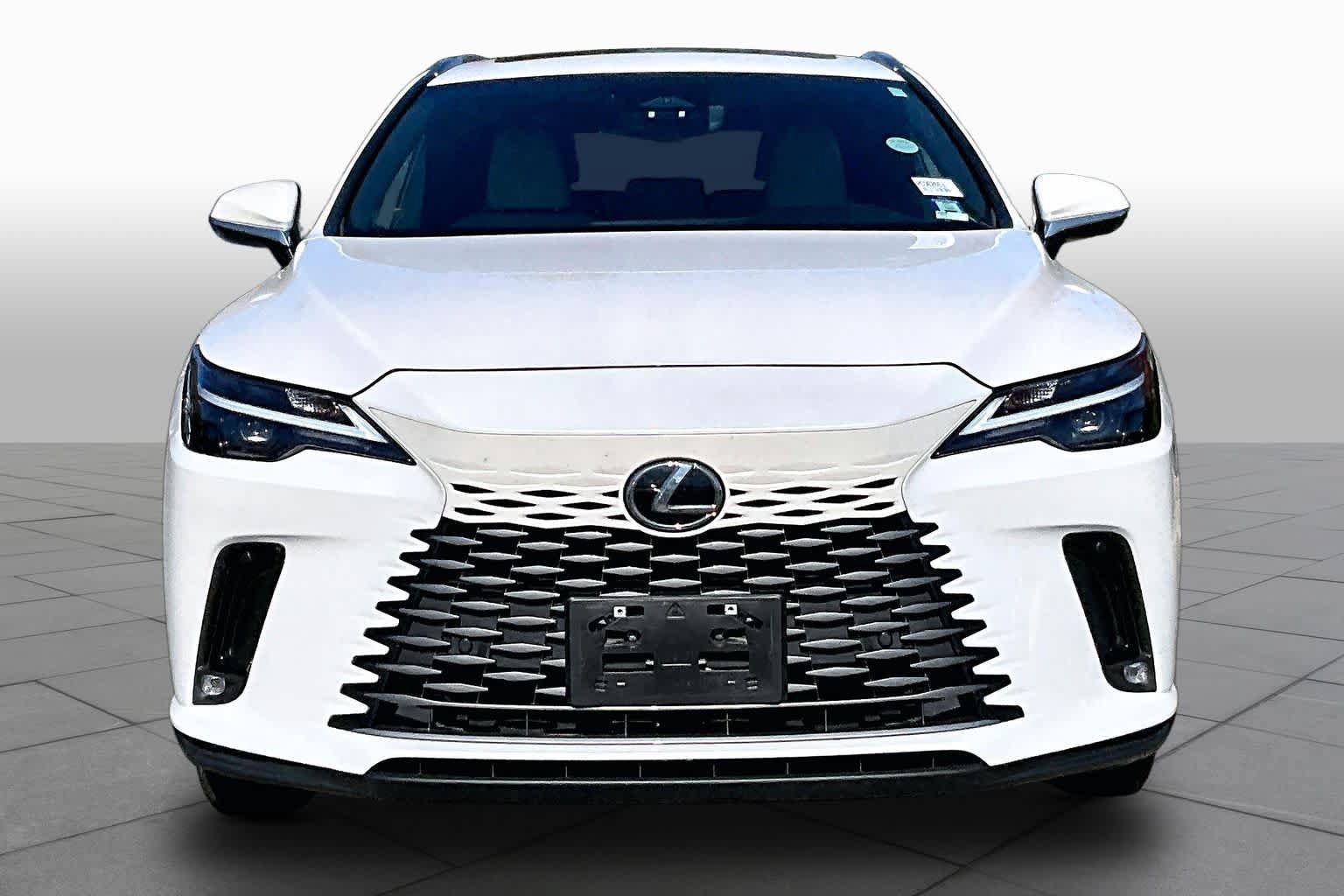 Used 2024 Lexus RX 350 Premium w/ Cold Area Package AWD/4WD image 4