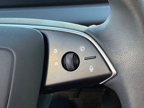 Used 2024 Tesla Model 3 Standard Range image 22