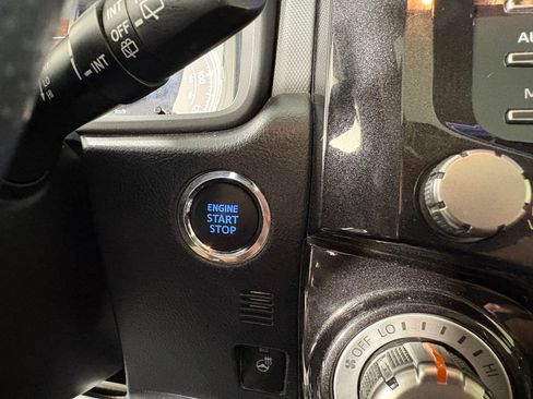 Used 2024 Toyota 4Runner TRD Off-Road Premium w/ Moonroof Package AWD/4WD image 21