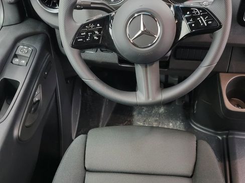 New 2025 Mercedes-Benz Sprinter 2500 image 12