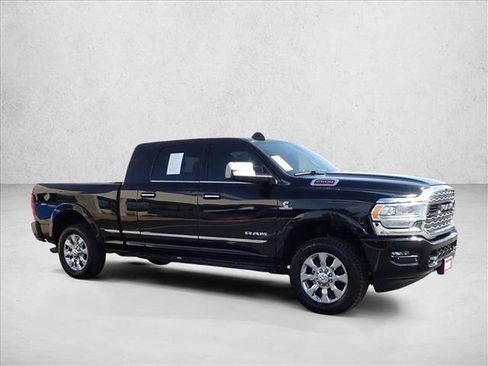 Used 2022 RAM 2500 Limited AWD/4WD image 6