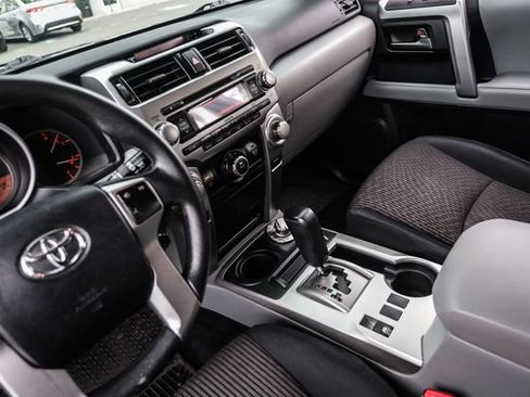 Used 2013 Toyota 4Runner SR5 w/ Convenience Pkg AWD/4WD image 30
