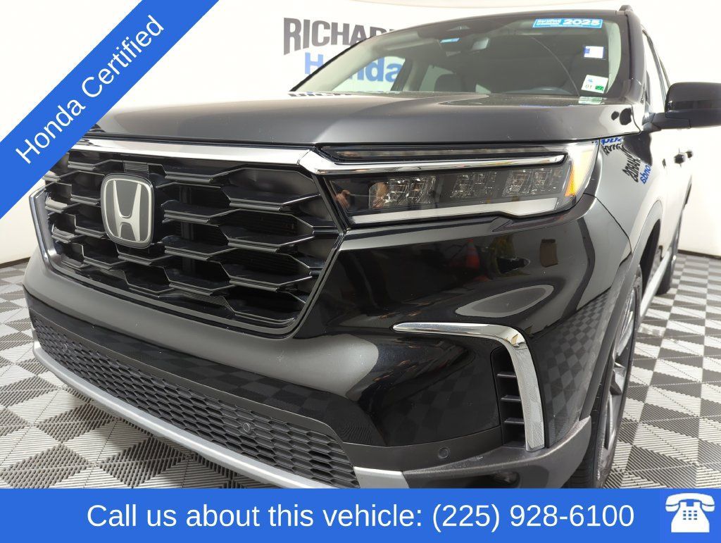 Certified 2025 Honda Pilot Touring 360° Tour