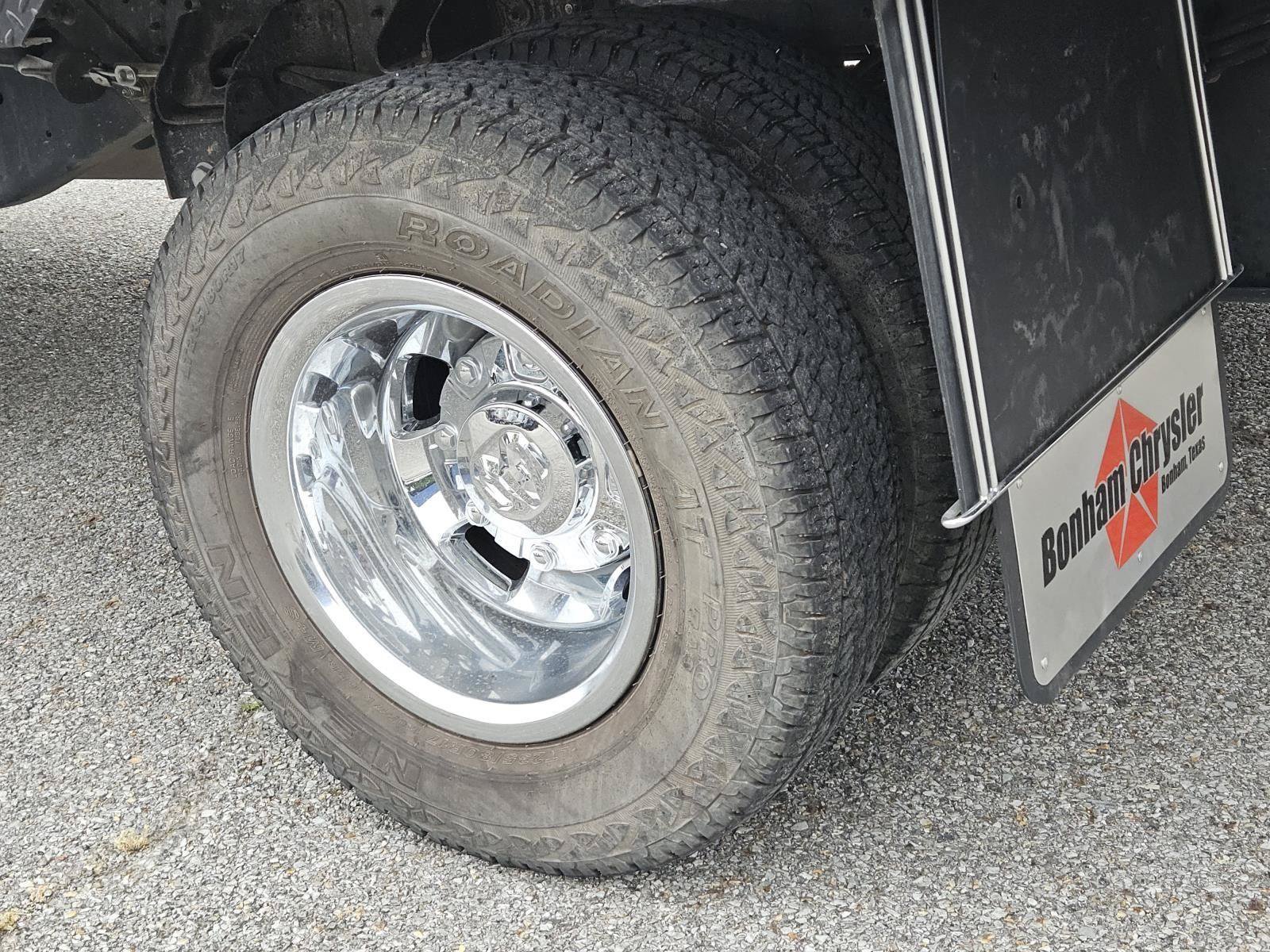 Used 2024 RAM 3500 SLT w/ Quick Order Package 2YG SLT AWD/4WD image 7