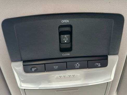 Used 2020 Nissan Altima 2.0 SR image 18