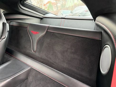 Used 2019 Aston Martin V8 Vantage Coupe image 20