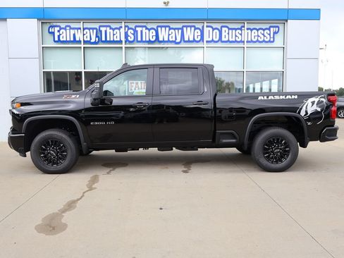 New 2026 Chevrolet Silverado 2500 W/T AWD/4WD image 7