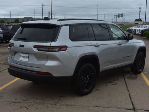 New 2026 Jeep Grand Cherokee L 4WD image 5