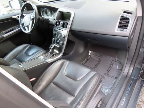 Used 2014 Volvo XC60 3.2 AWD/4WD image 18