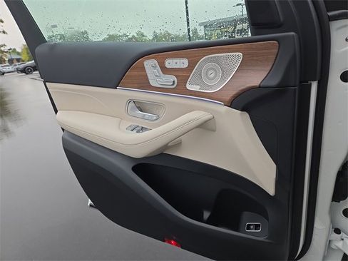 New 2026 Mercedes-Benz GLS 450 4MATIC image 23