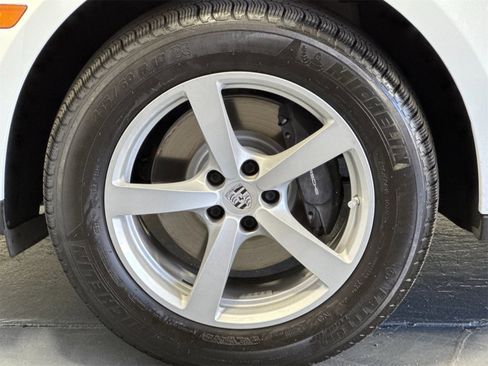 Used 2018 Porsche Macan image 29