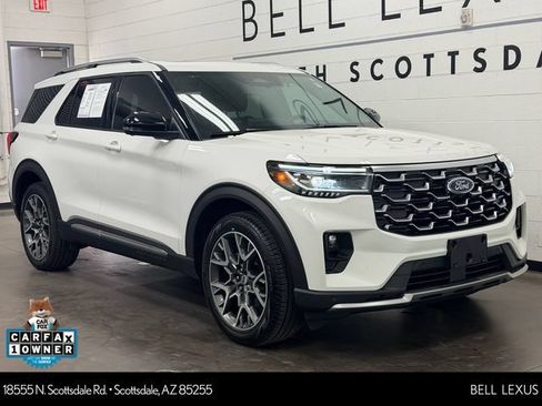 Used 2025 Ford Explorer Platinum w/ Ultimate Package AWD/4WD image 1