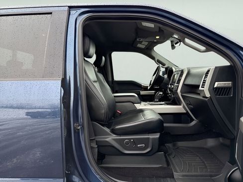 Used 2016 Ford F150 Lariat w/ Equipment Group 501A Mid image 33