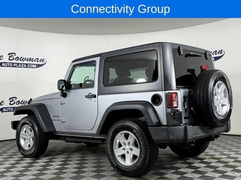 Used 2013 Jeep Wrangler Sport AWD/4WD image 9