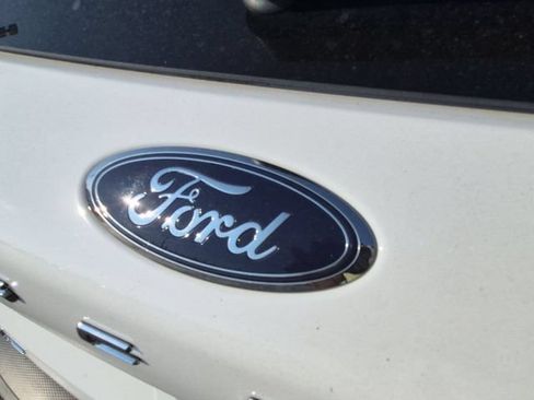 Used 2024 Ford Escape Active w/ Tech Pack #2 FWD image 8