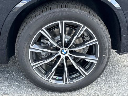 New 2026 BMW X5 xDrive40i w/ M Sport Package AWD/4WD image 12