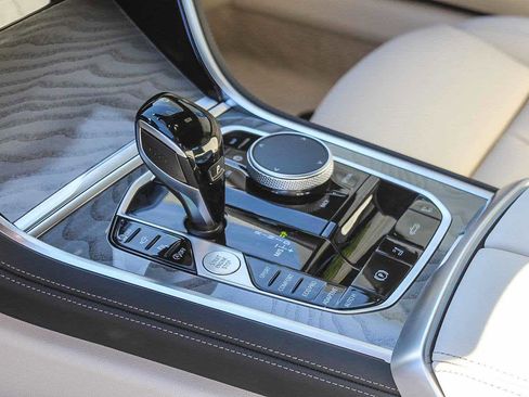 New 2026 BMW 840i Convertible w/ Comfort Seating Package image 18