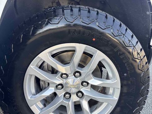 Used 2019 Chevrolet Silverado 1500 LT w/ All-Star Edition AWD/4WD image 8