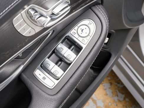 Used 2015 Mercedes-Benz C 400 4MATIC image 40