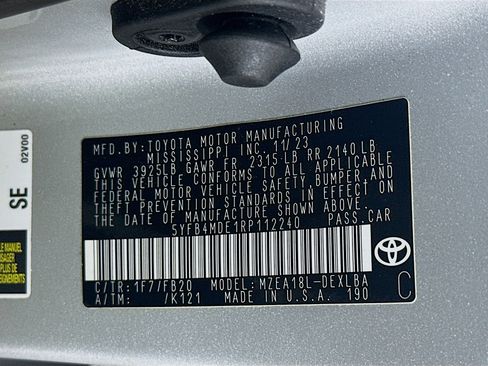 Used 2024 Toyota Corolla LE image 12