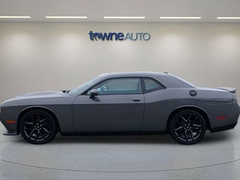 Used 2019 Dodge Challenger GT w/ Blacktop Package image 2