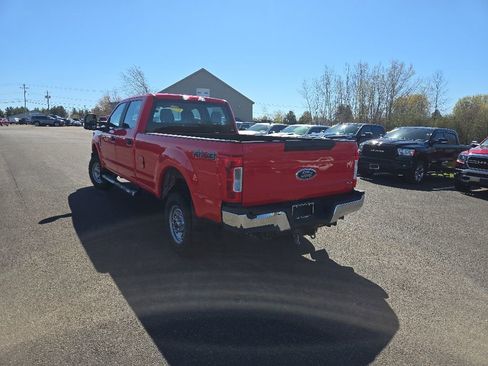 Used 2019 Ford F250 XL w/ Power Equipment Group AWD/4WD image 5