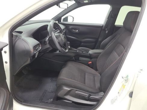 Used 2025 Honda HR-V Sport image 16