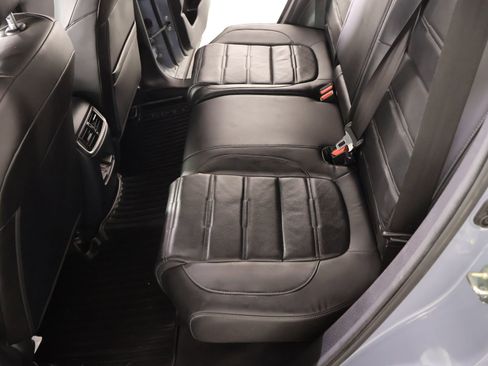 Used 2020 Honda CR-V Touring image 12