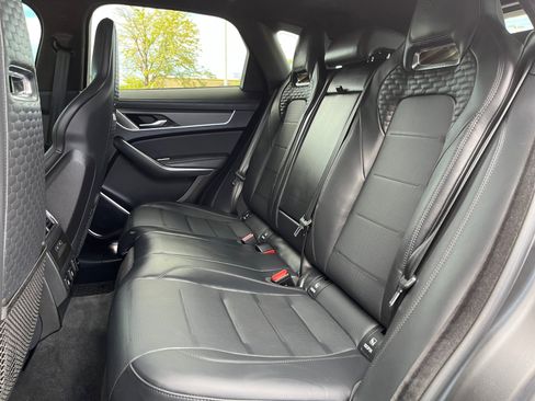 Used 2024 Jaguar F-PACE SVR AWD/4WD image 17
