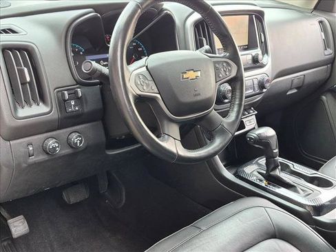 Used 2019 Chevrolet Colorado ZR2 w/ ZR2 Midnight Special Edition AWD/4WD image 9
