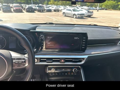 Used 2022 Kia K5 EX FWD image 10