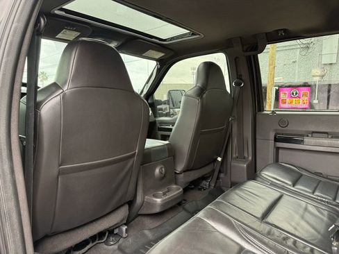 Used 2009 Ford F450 Harley-Davidson image 14