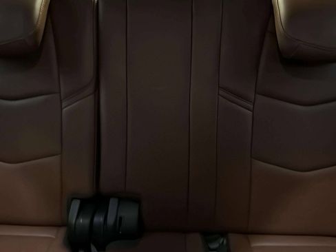 Used 2018 Cadillac Escalade ESV Premium Luxury image 33