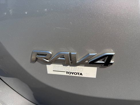 Used 2013 Toyota RAV4 LE image 46