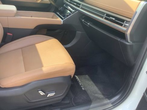Certified 2025 Hyundai Santa Fe Limited AWD/4WD image 31