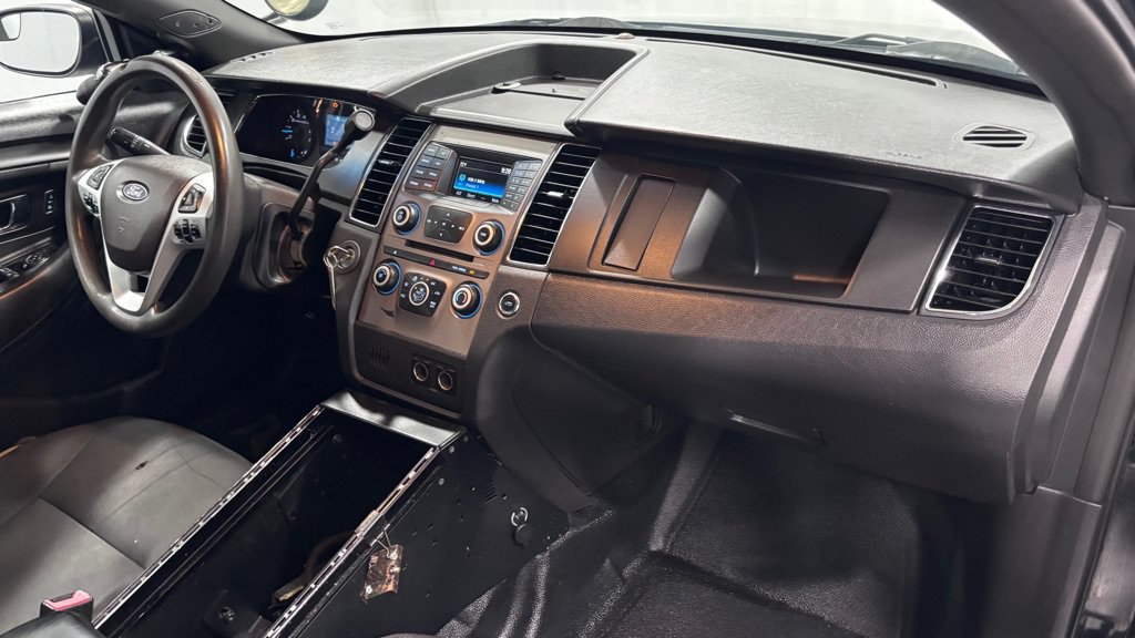 Used 2016 Ford Taurus Police Interceptor FWD image 18