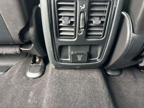 Certified 2020 Jeep Grand Cherokee Laredo AWD/4WD image 15