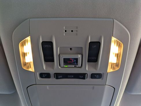 Used 2022 Toyota Highlander XLE image 14