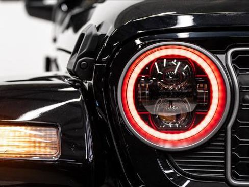 Used 2026 Jeep Wrangler Unlimited Sport image 17