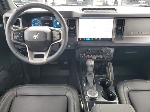 New 2026 Ford Bronco Badlands image 25